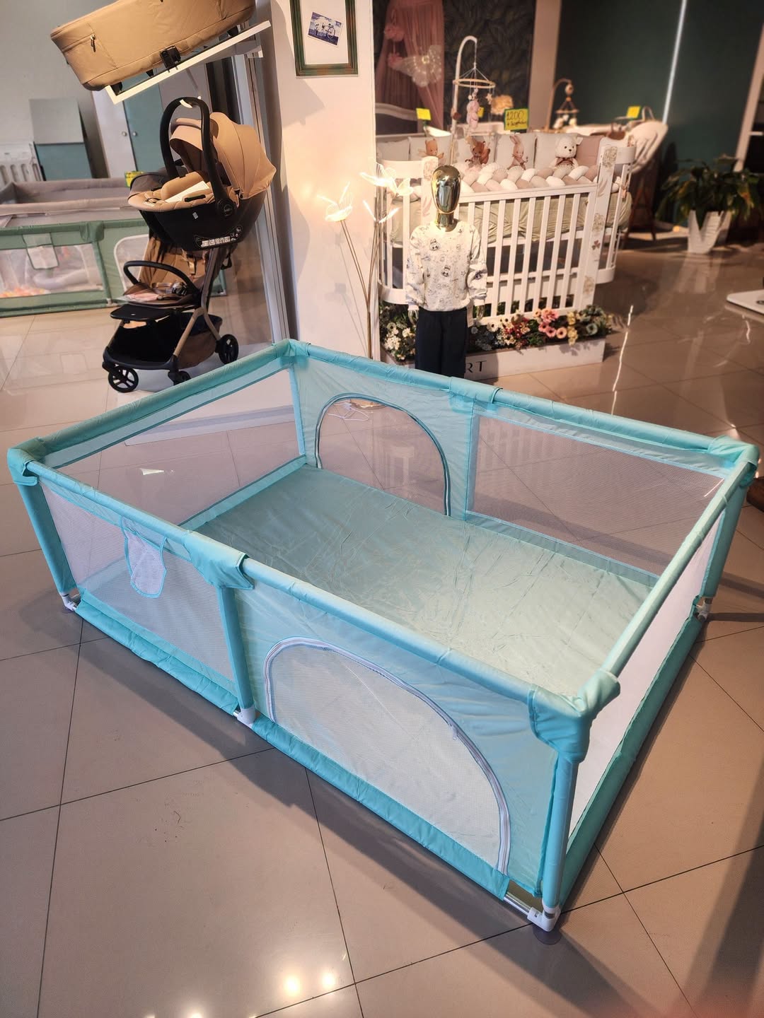 Large baby playpen, big discount