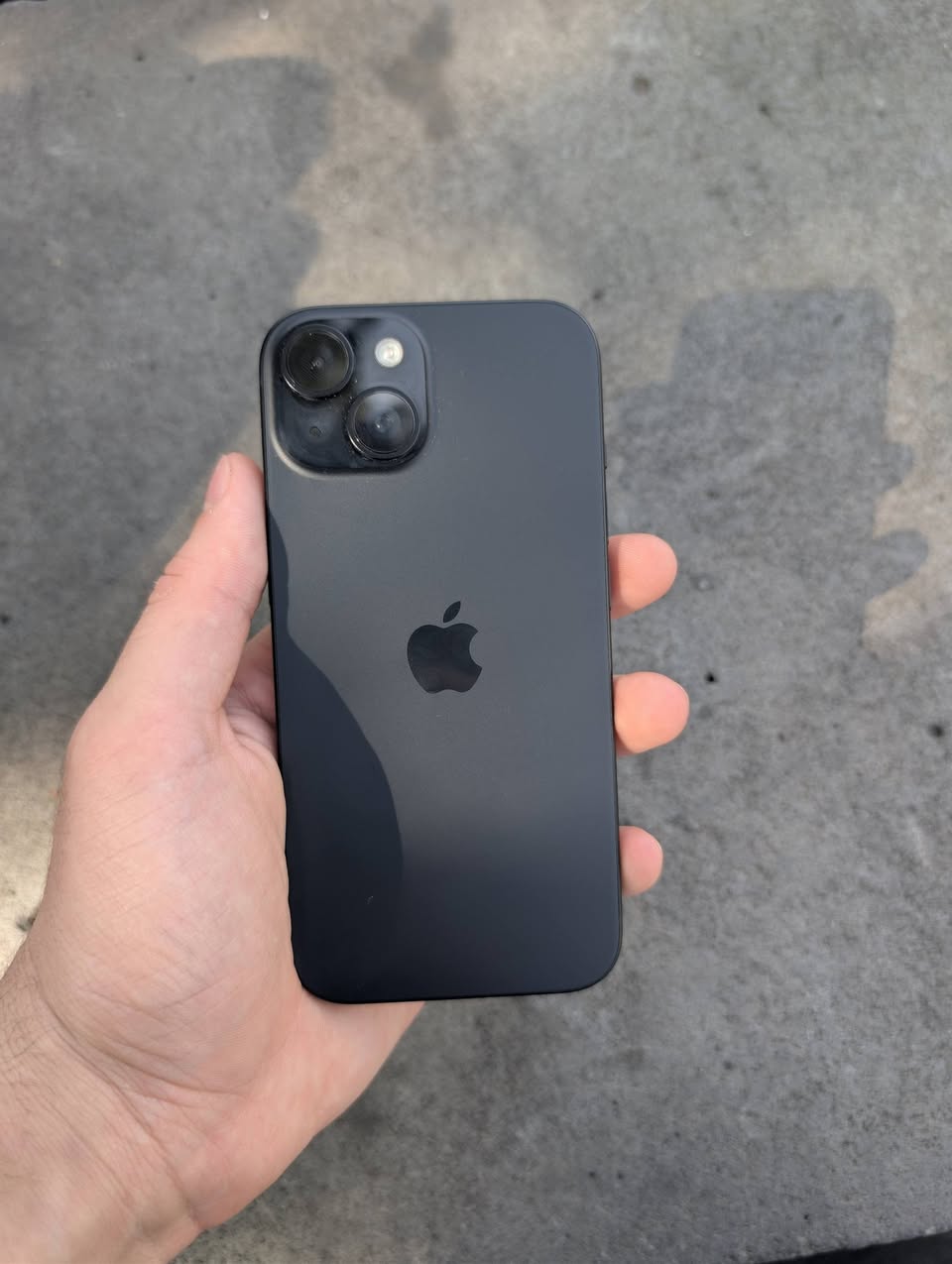iPhone 15 is for sale, unlocked and SIM-free — 1,000₾
