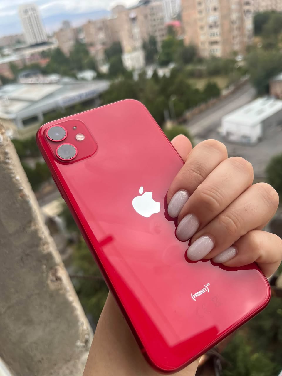 iPhone 11 идеально работает с зарядкой штатной !!! — 48,000֏