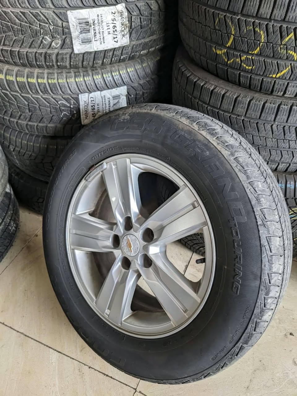 Chevrolet Trax size: 205/70 R16 tires