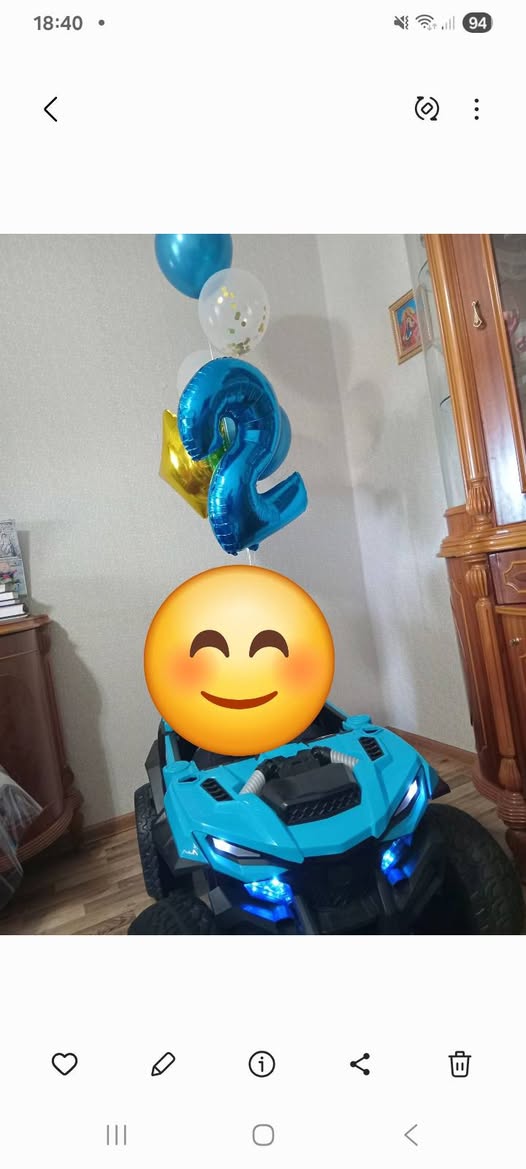 Hello  a children's electric car is for sale — 300₾