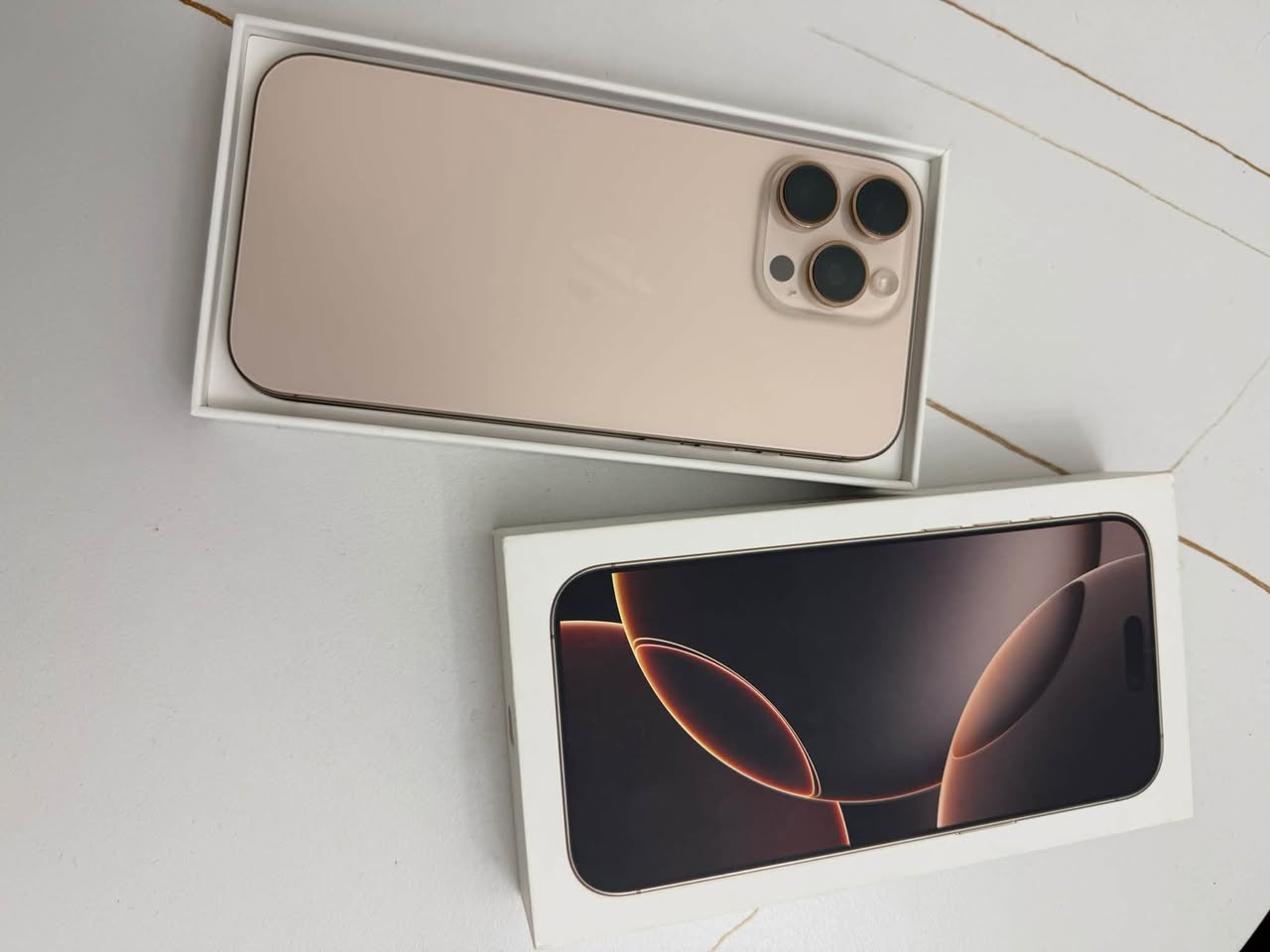 iPhone 16 Pro Max արկղով