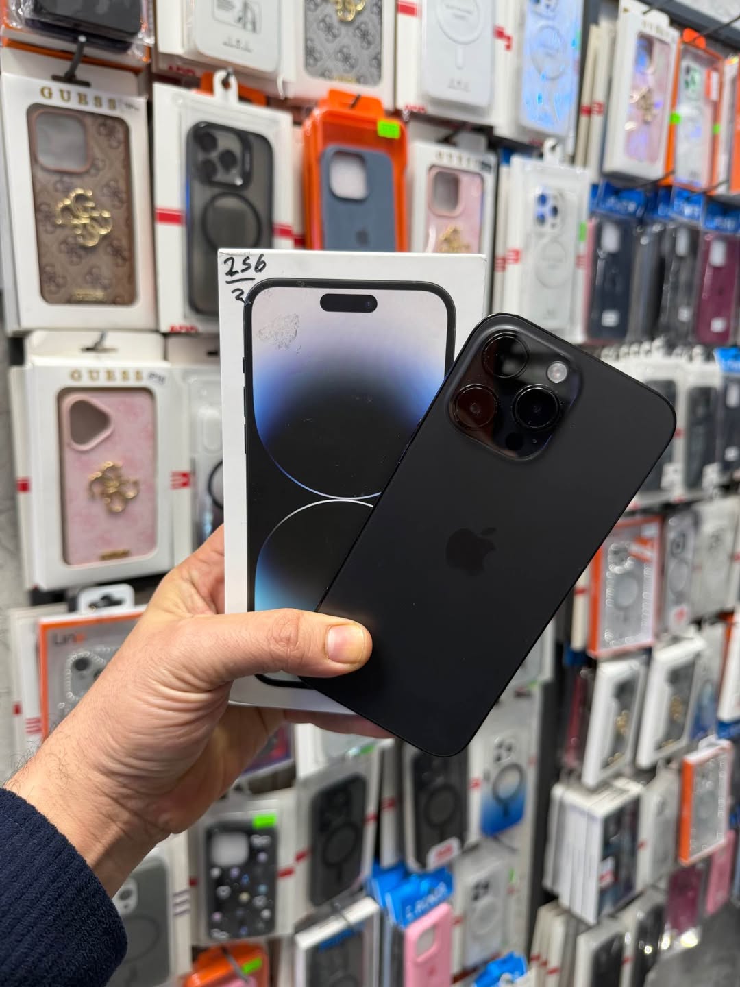 iPhone 256GB, batarya 87