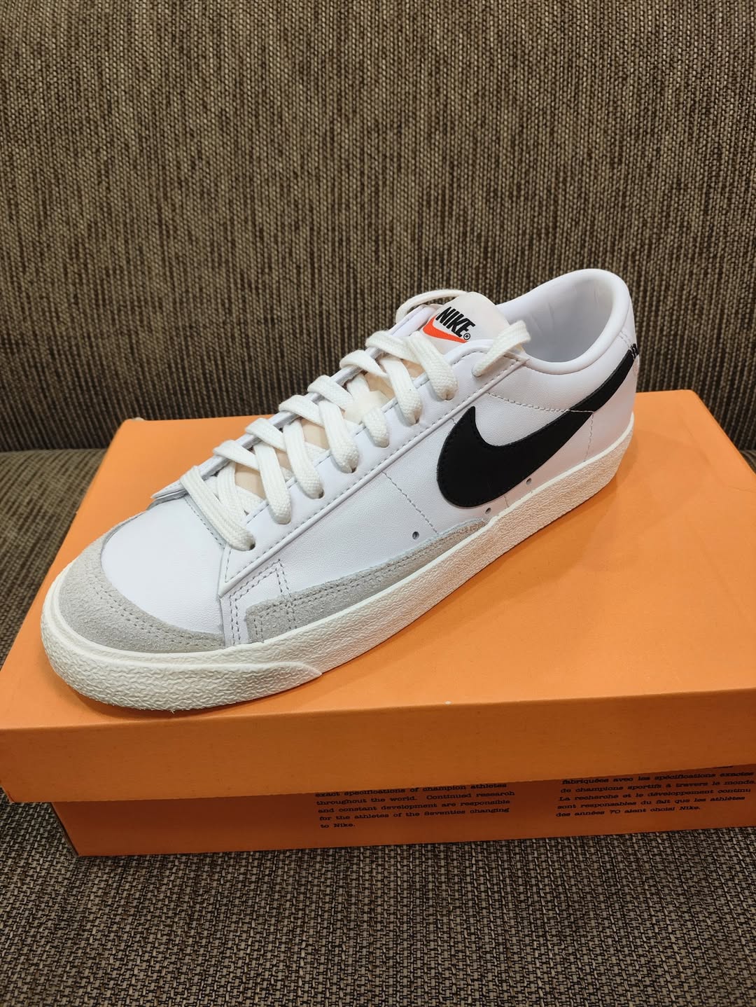 Nike-nin yeni və orijinal dəri kədəri