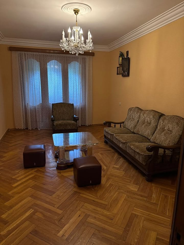 ქირავდება ბინა, თბილისი