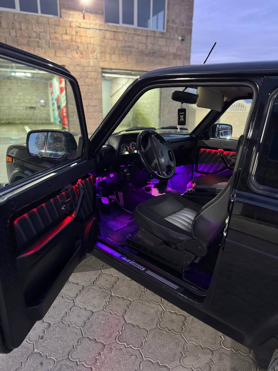 Lada Urban 2018