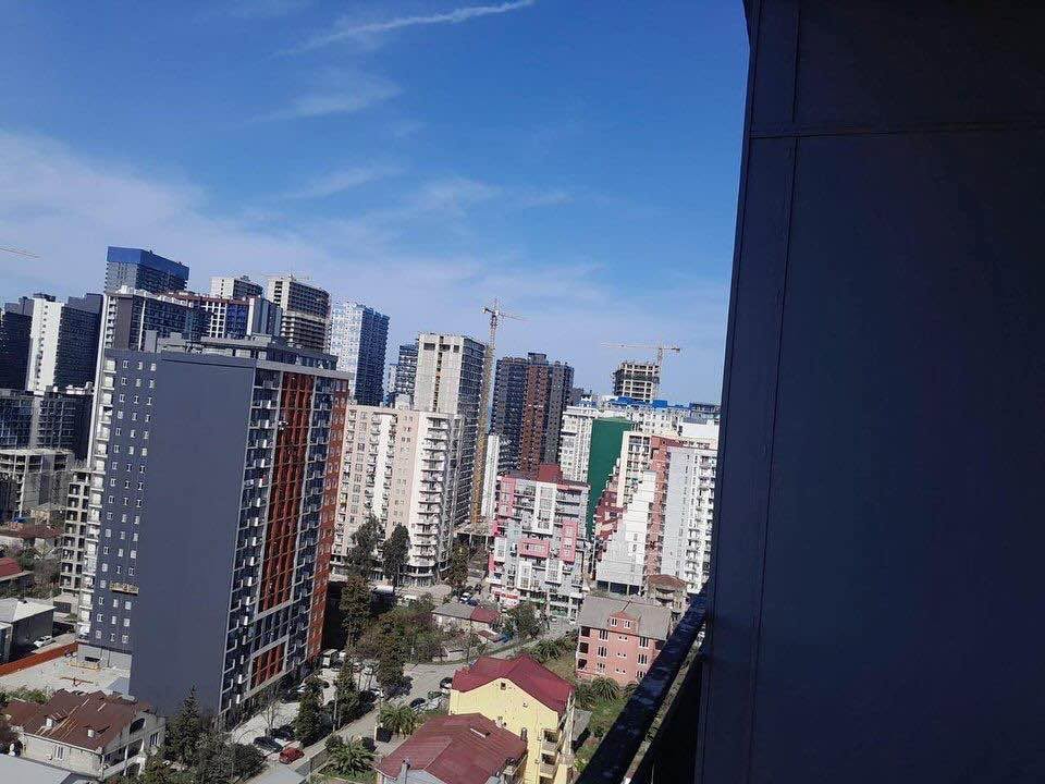 📣Продается белая каркасная квартира в Батуми. Маленькая квартира, — 31,000$