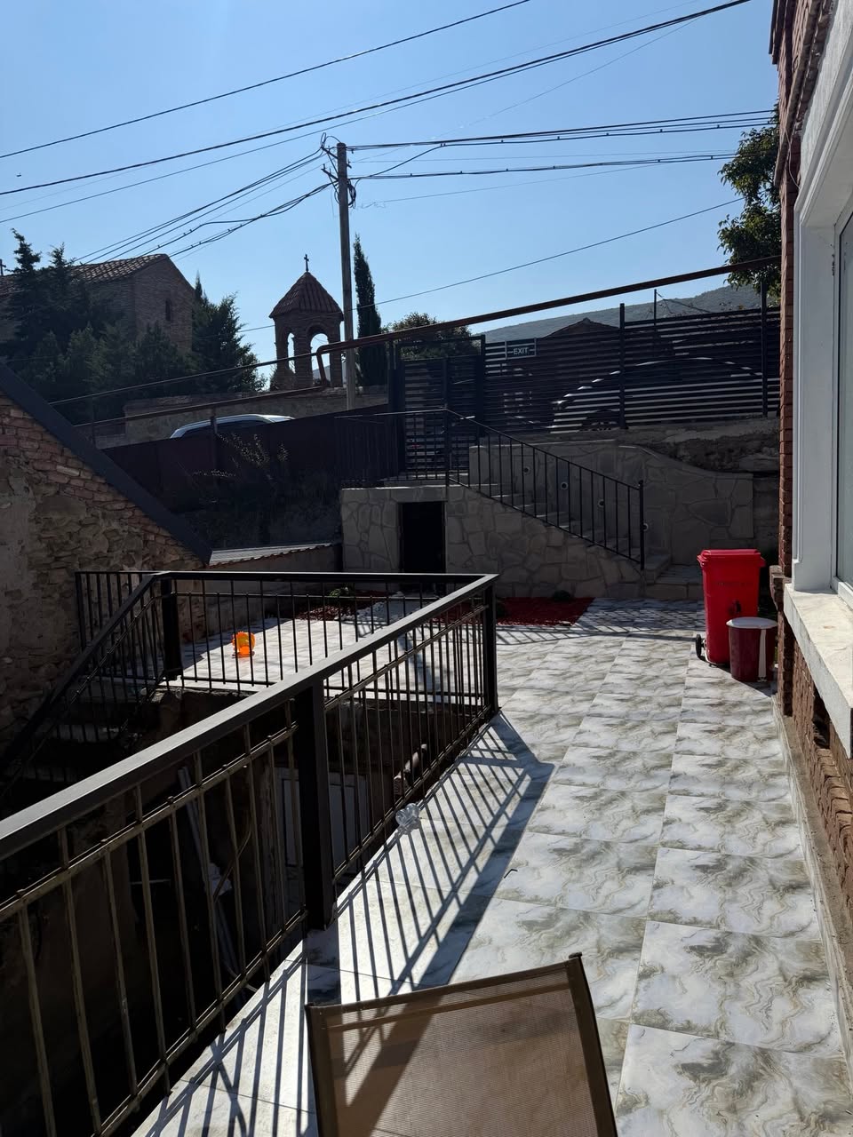 Ev, Tiflis