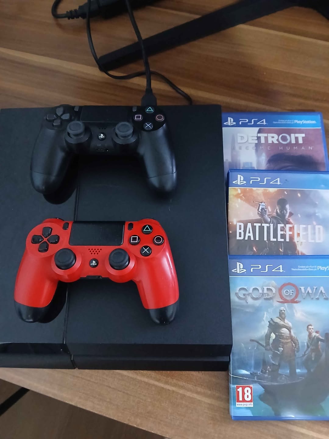 PlayStation 4 Fat 2 կառավարիչներով
