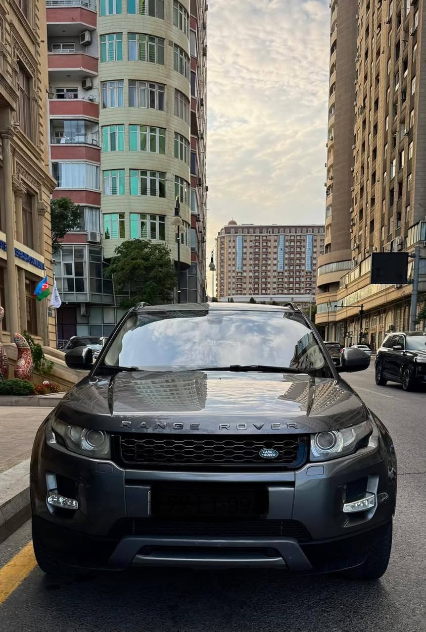 Land Rover Evoque 2015, 190,000 km