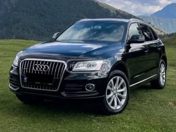 What a steal!! 2013 Audi Q5 with 163km on it, $7,500