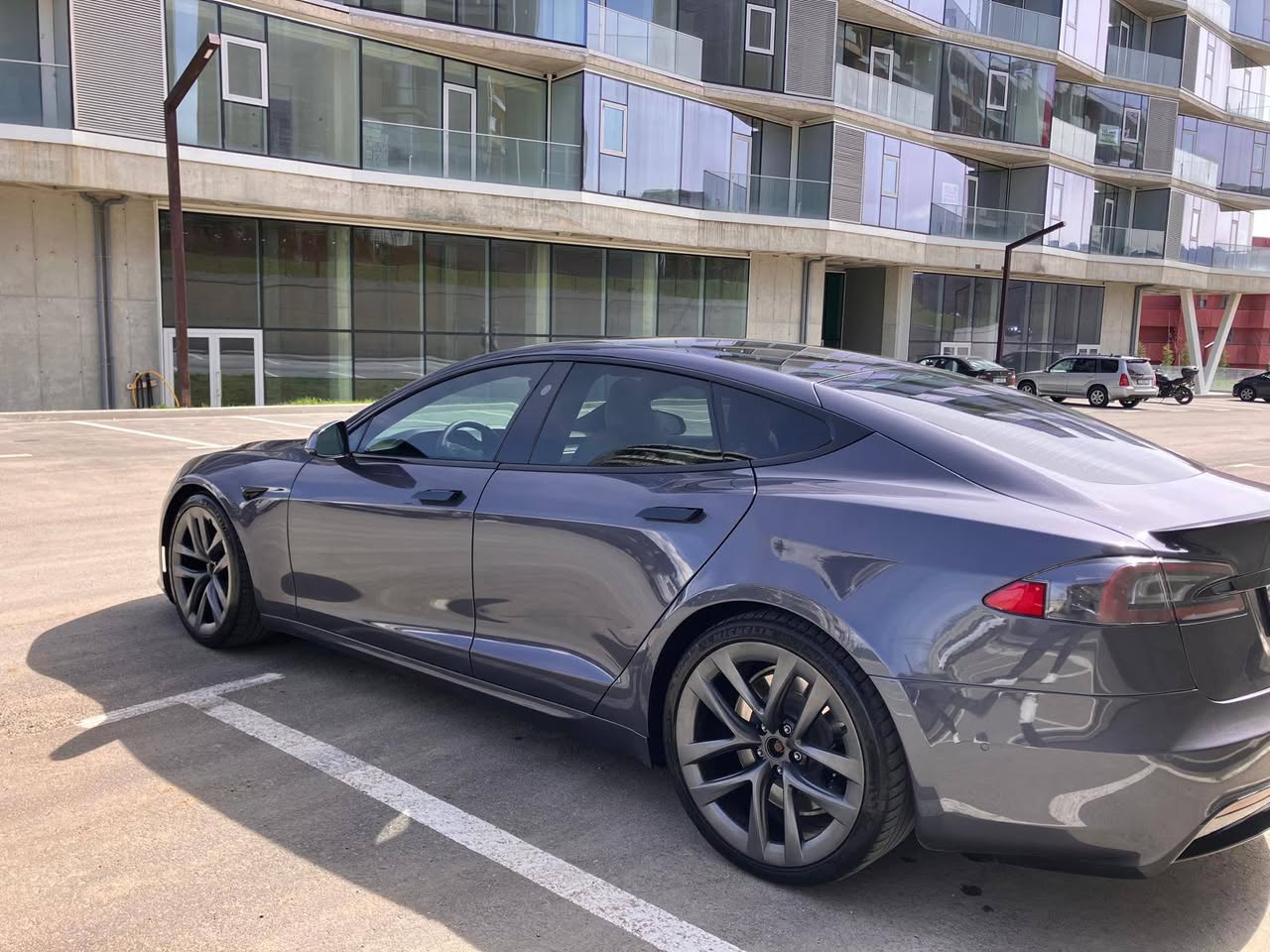 2021 Plaid, 50 km, 1020 hp
