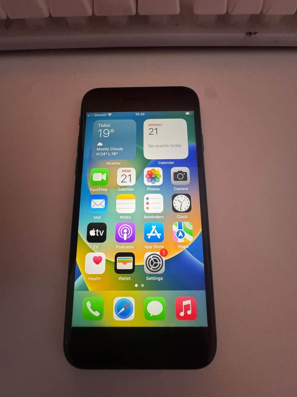iPhone 8. İdeal vəziyyətdə. Hər şey orijinaldır. — 150₾