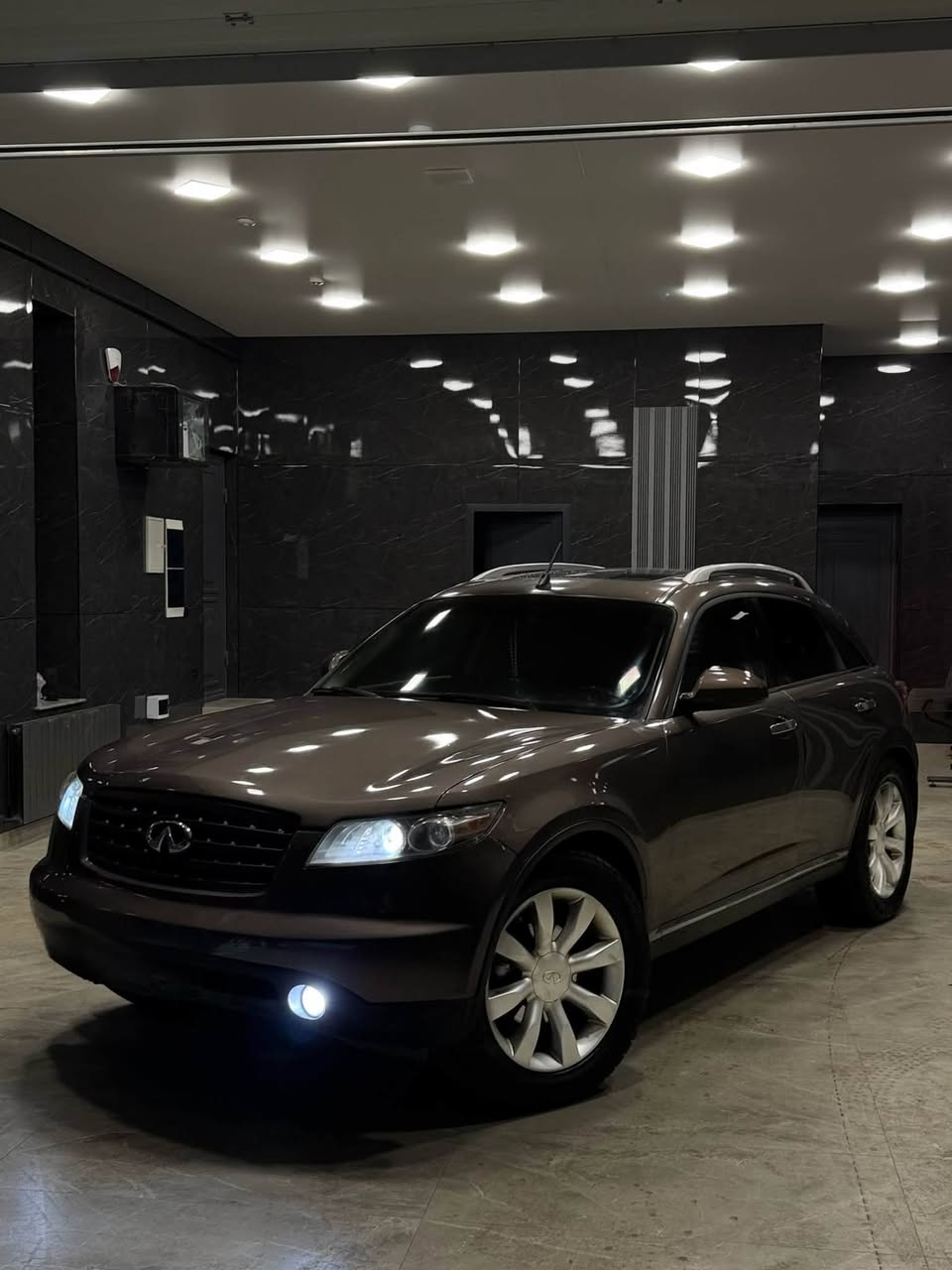 Infiniti FX35 2006