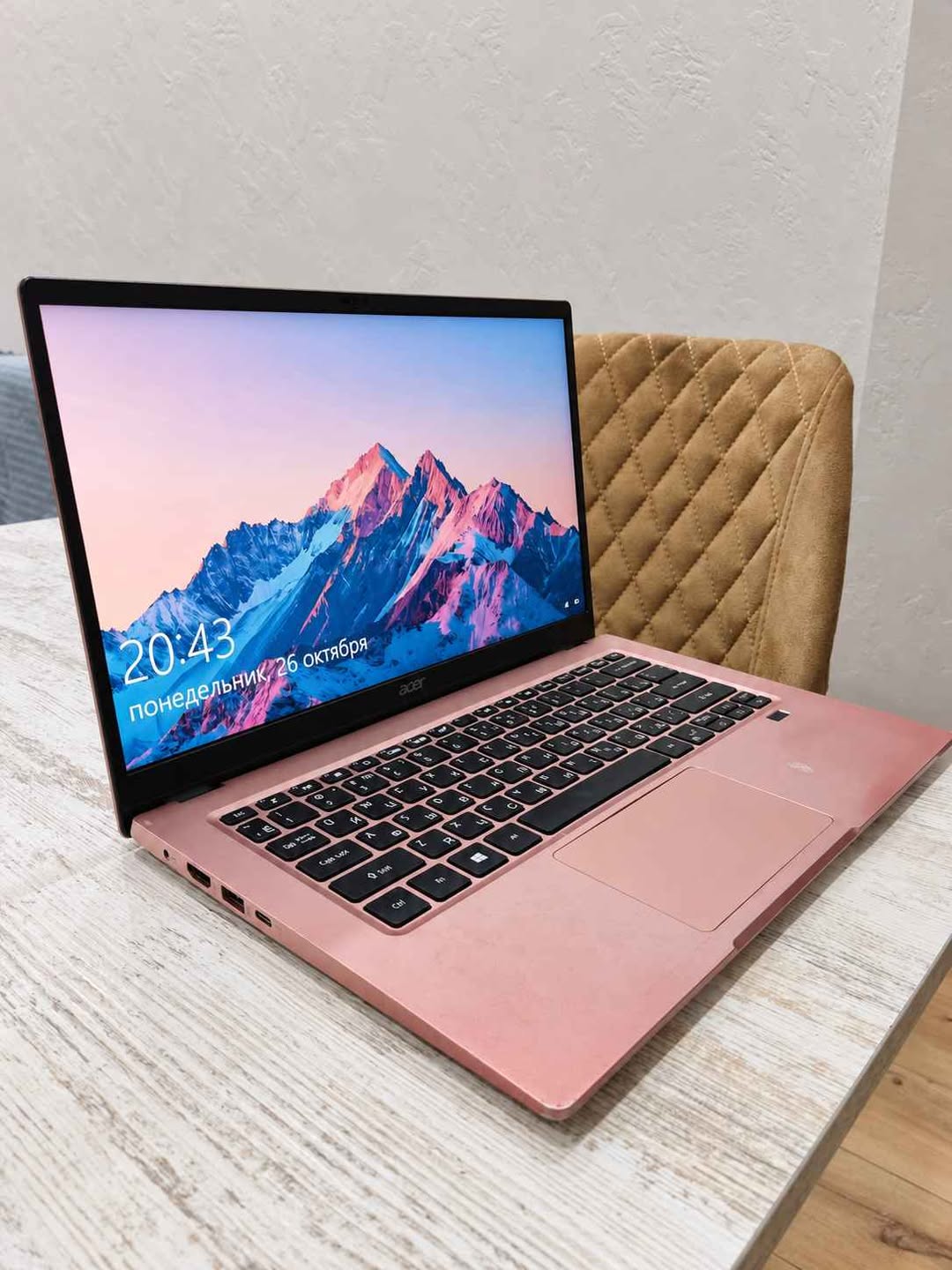 ვყიდით Acer Swift — Intel Celeron — 450₾