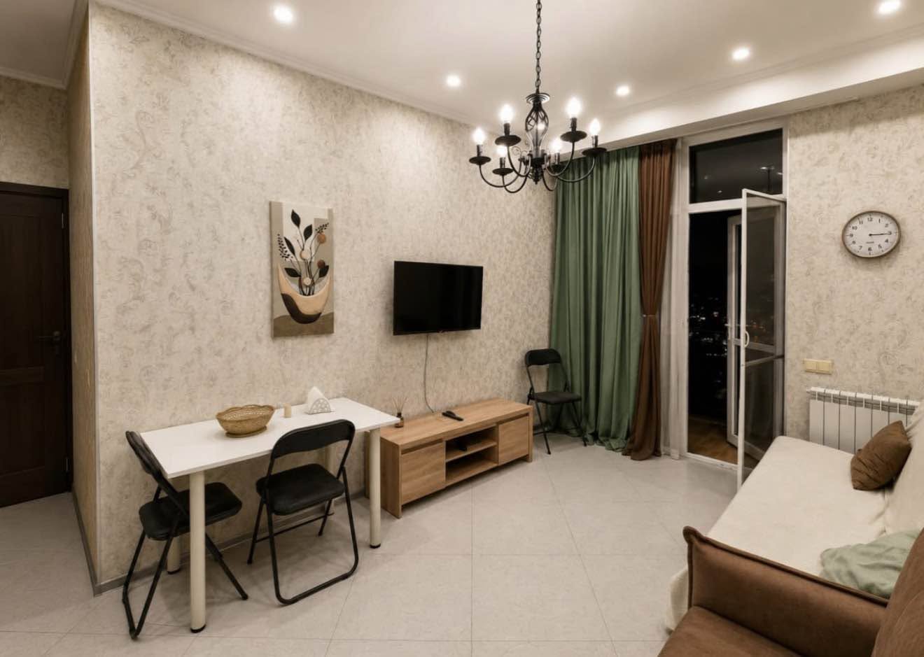 1+1 apartment for rent near McDonald's — 600$