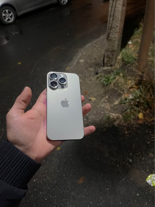 iPhone 15 Pro, Երևան