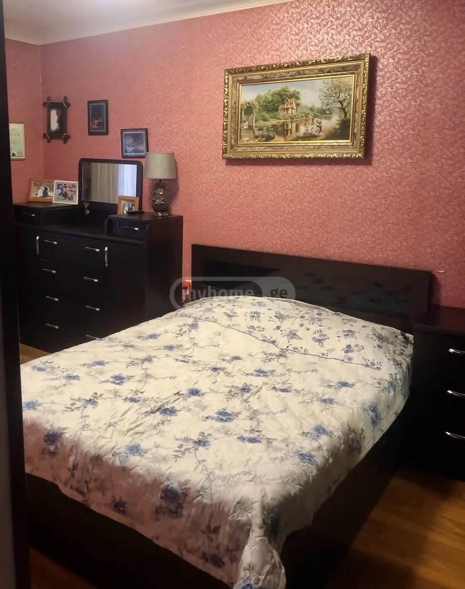 იყიდება ბინა, თბილისი — $140,000