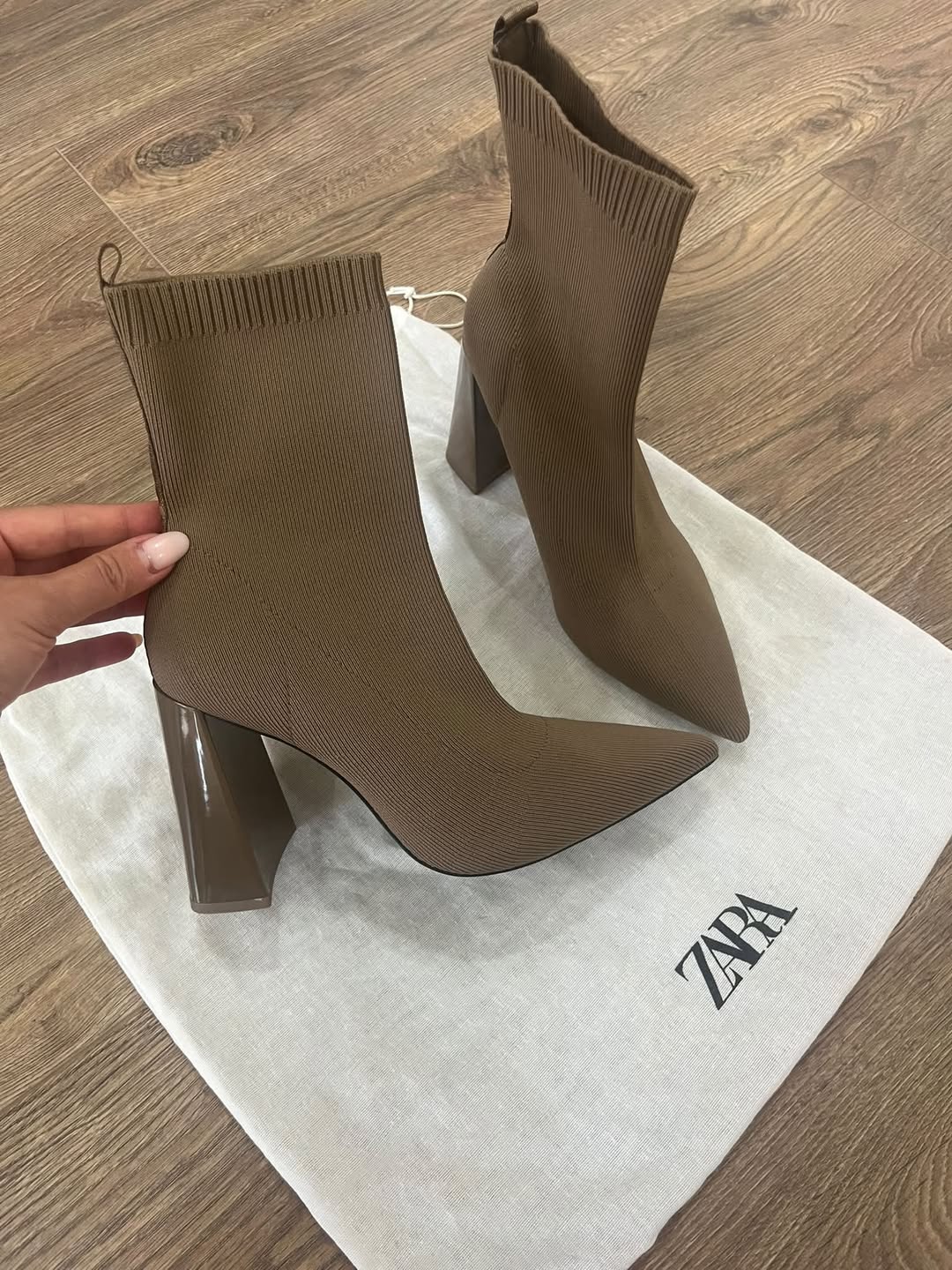ZARA ქუსლიანი ბოტინკები, ზომა 37