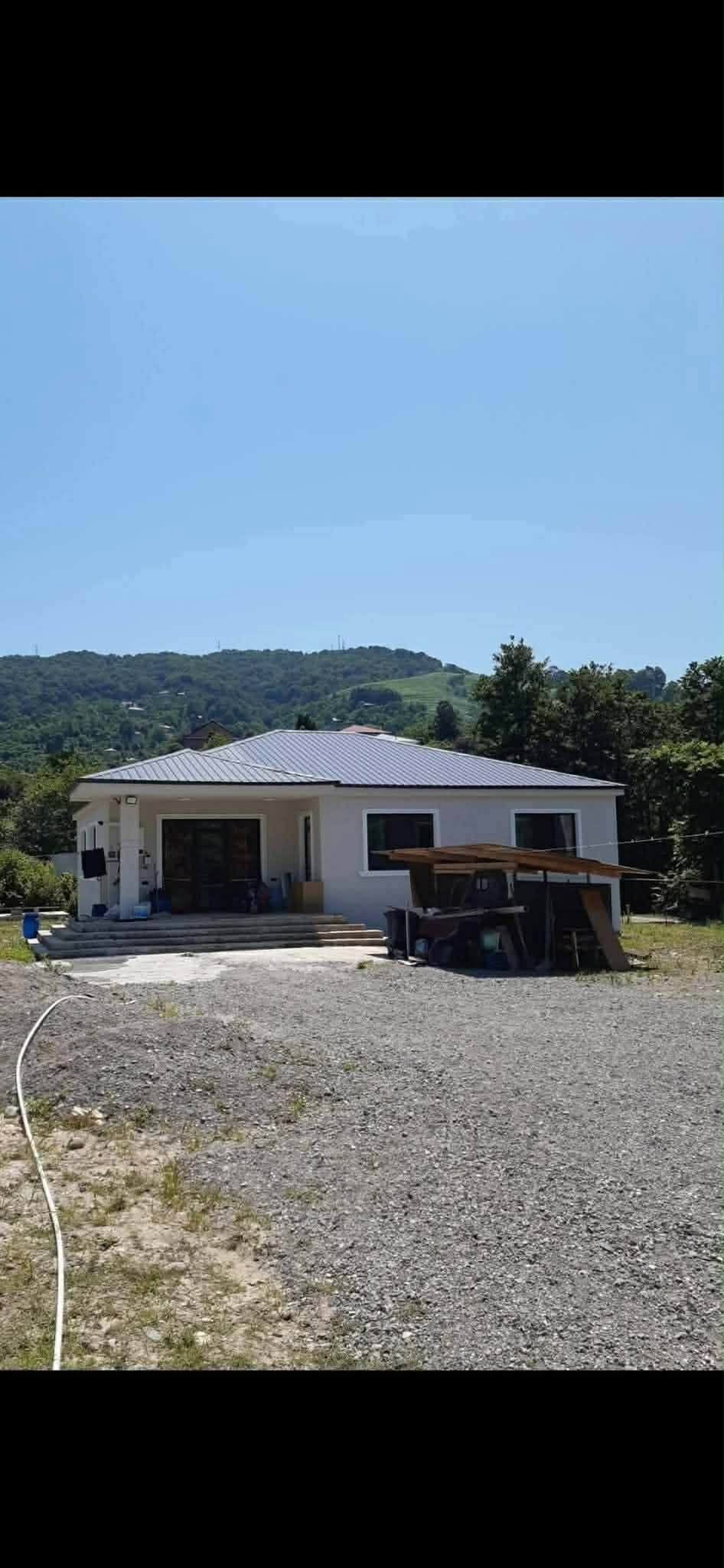 Վաճառվում է Խելվաչաուրում 4 ննջարանով տուն, մանրամասները տեղեկատվության համար