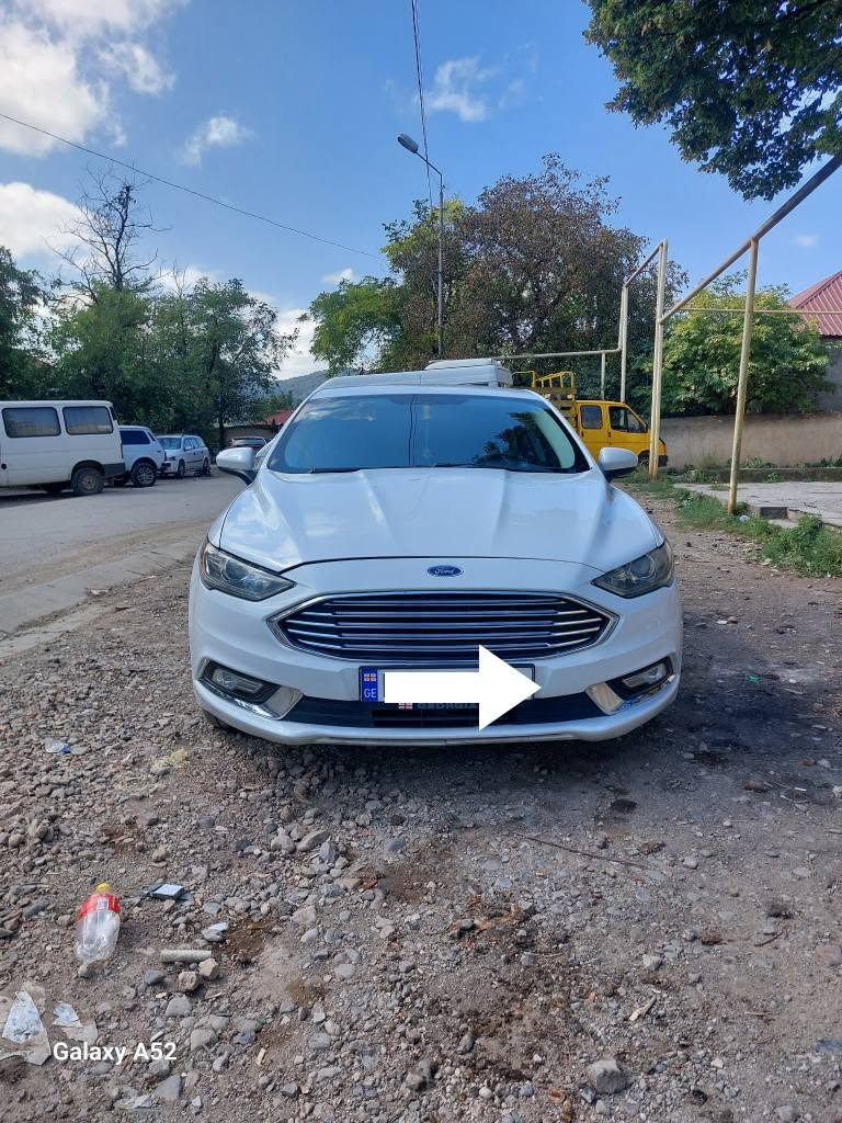 Ford Fusion 2.0 Hybrid SE 2017