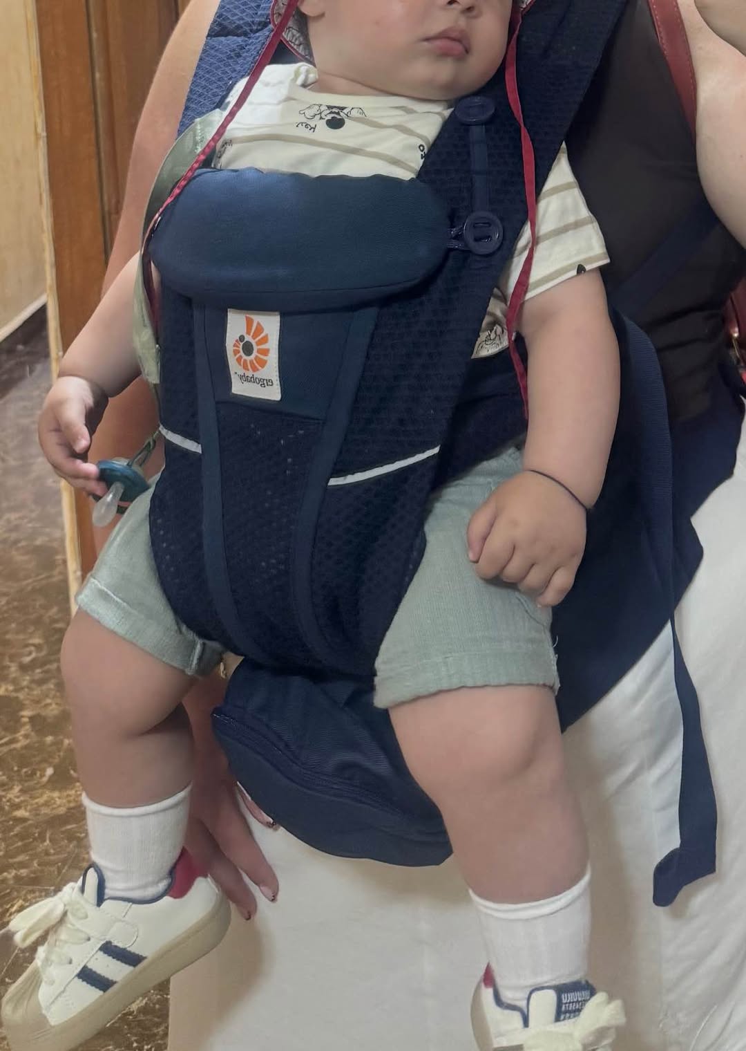Ergobaby uşaq daşıyıcısı, bir dəfə istifadə olunub