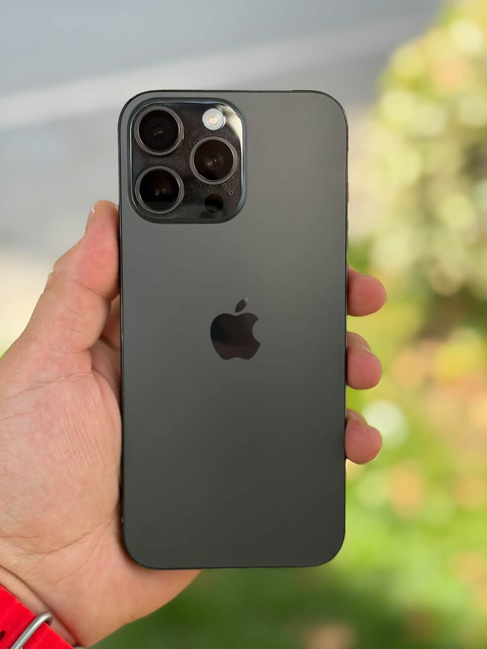 Installment for Credo, TBS and Georgia iPhone 16Pro Max-256 — 2,400₾