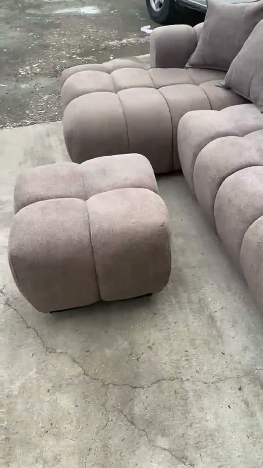 Corner sofa with installment option