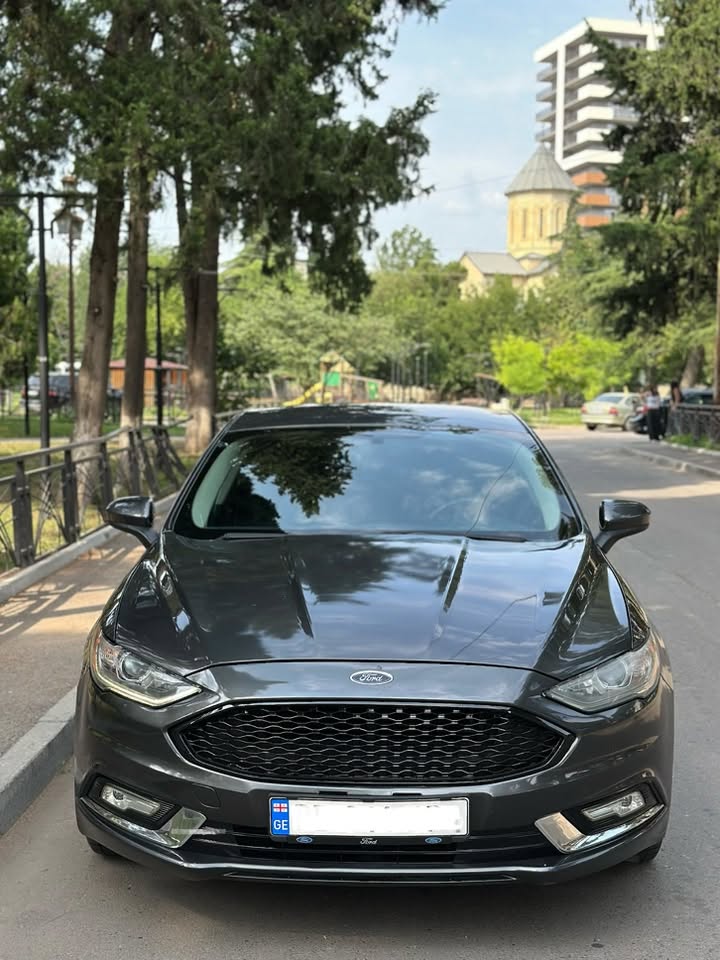 Ford Fusion 2016 — 5,800$
