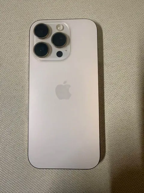 iPhone 16 Pro 256GB, ბატარეა 88%