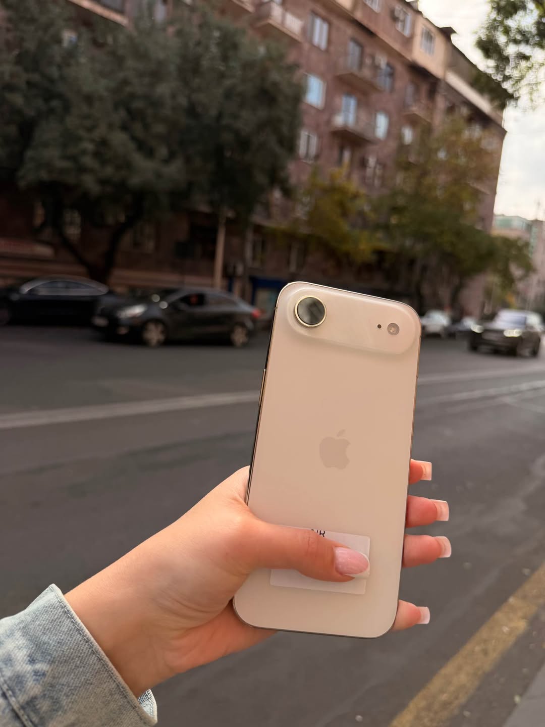 iPhone Air (256GB) ideal vəziyyətdədir