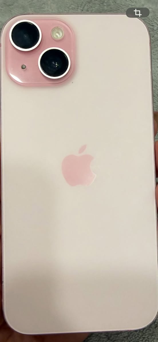 iPhone 15 128GB, ბატარეა 77%