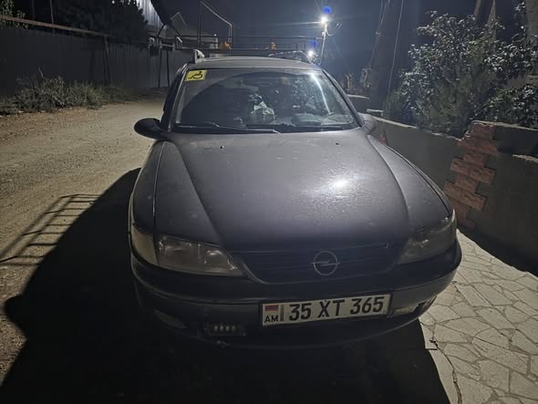 Opel Vectra b universal 1997 - 950,000₼