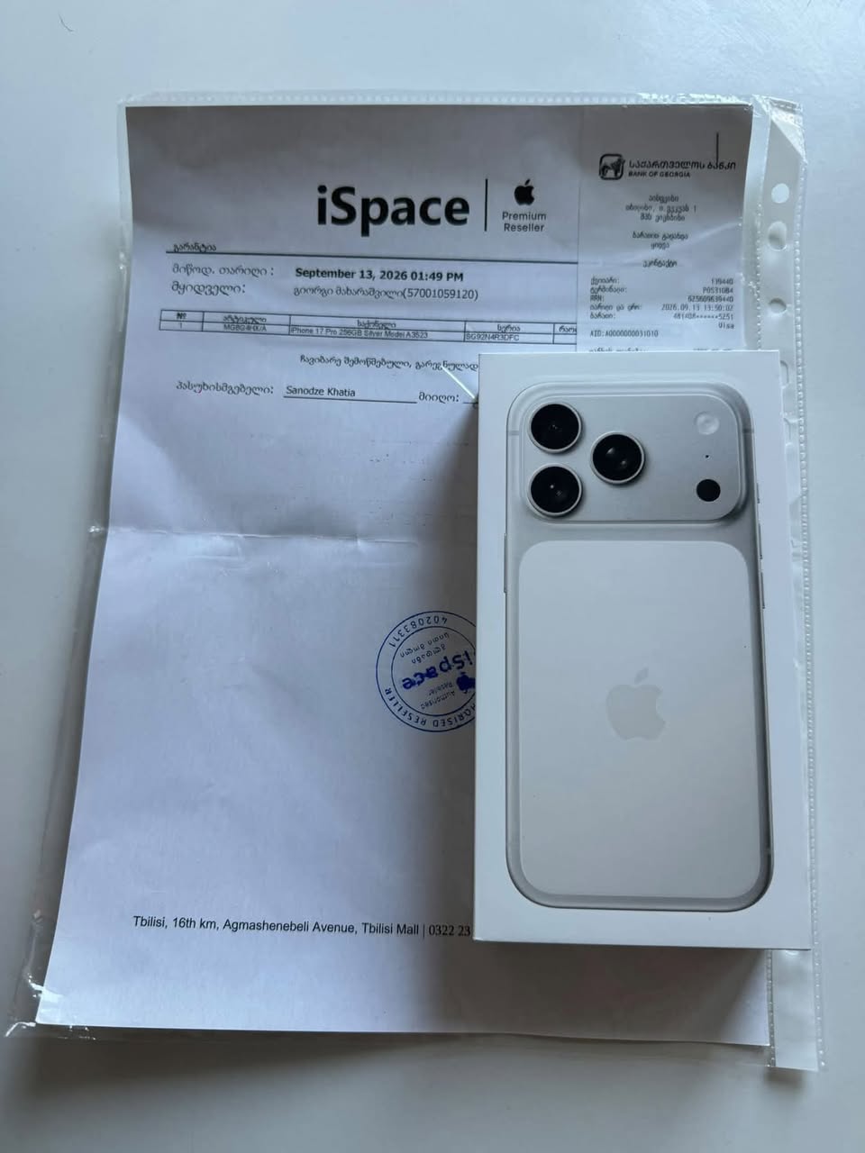 17 Pro-256GB, 3500 lari, box opened