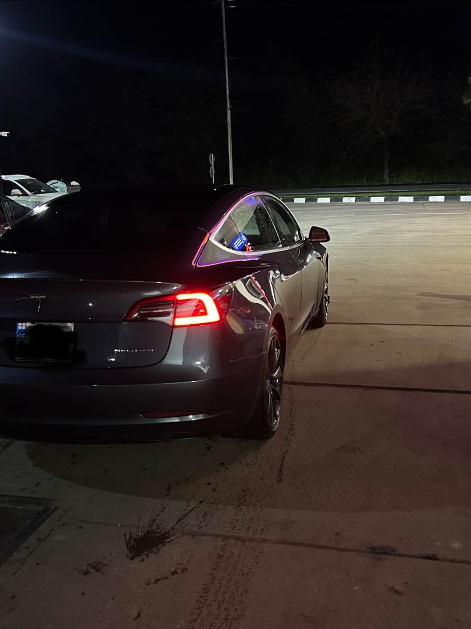 Վաճառվում է Tesla Model 3 Dual Motor 2020 — 12$