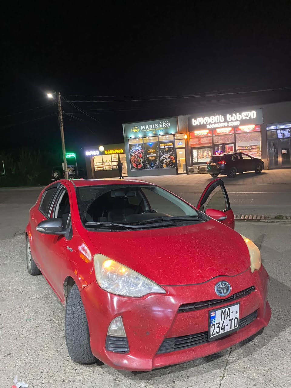 Prius C — 4,500$