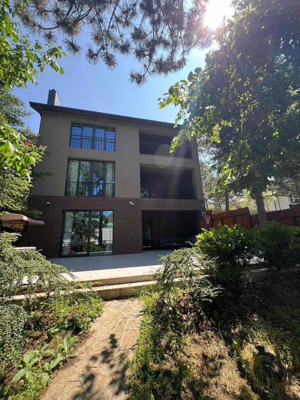 4-bedroom private house Tskneti, 230 sqm