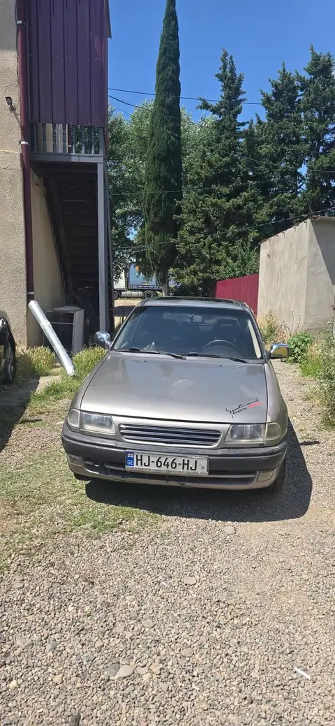 Opel Astra 1996