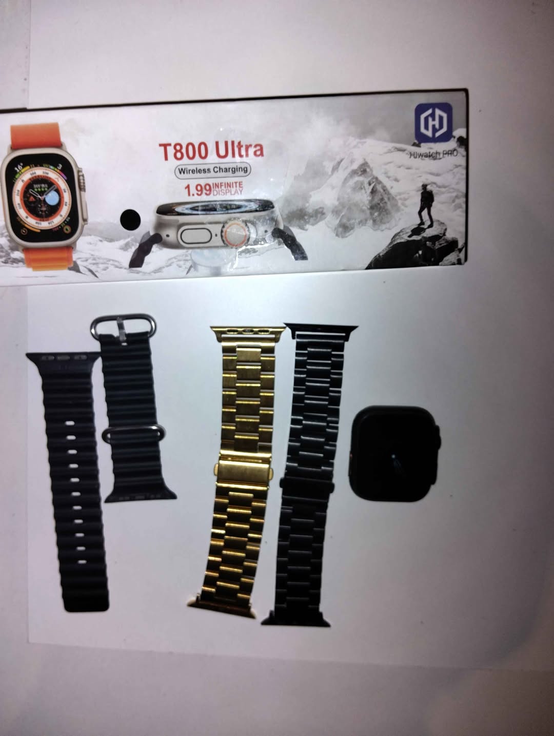 T800 Ultra akıllı saat ek kayışlarla