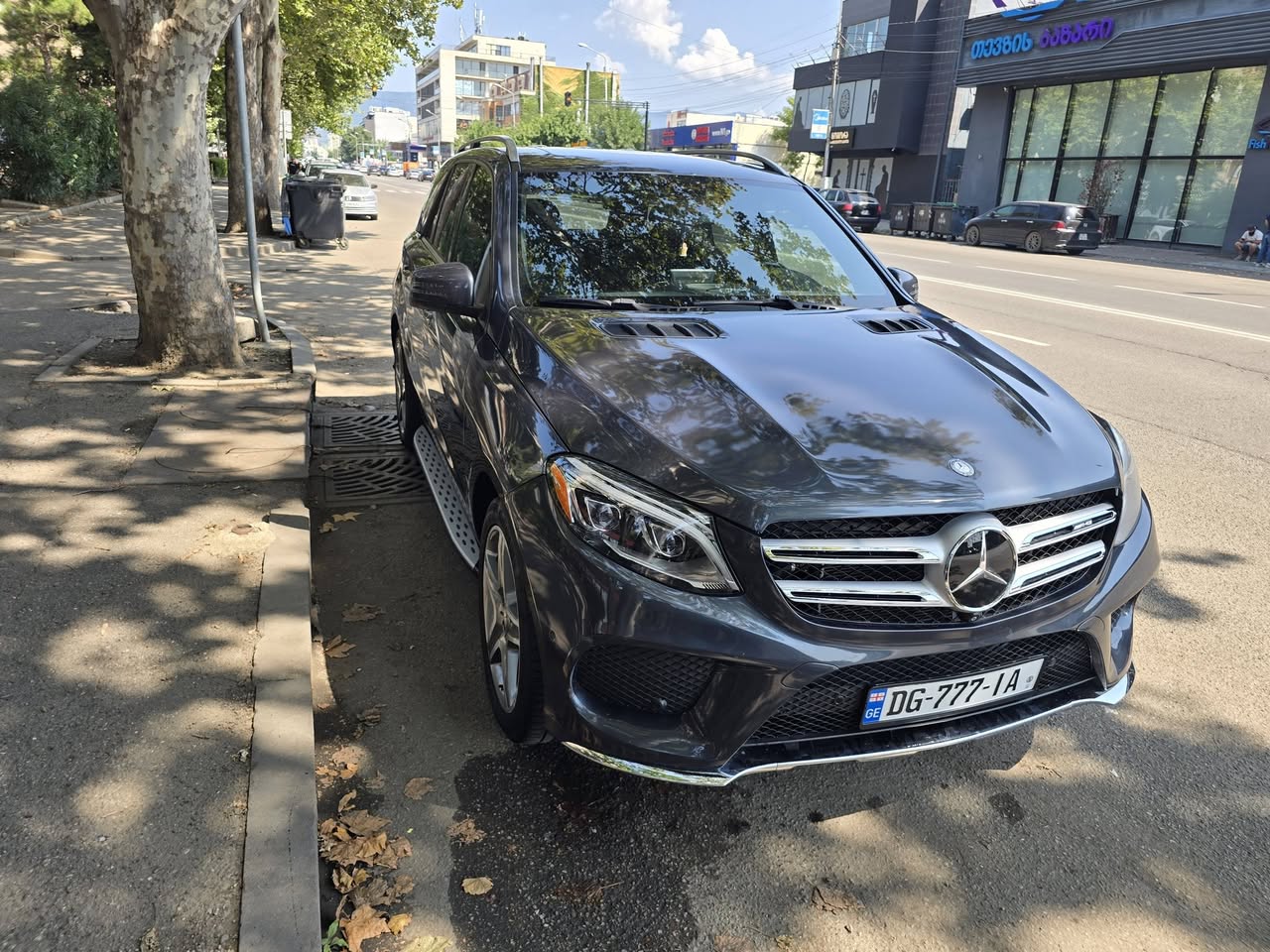 2016.წელი.ჯ.ლ.ე.400.170000.გარბენი..A.M.G.FULPAKET..ფასი.18500