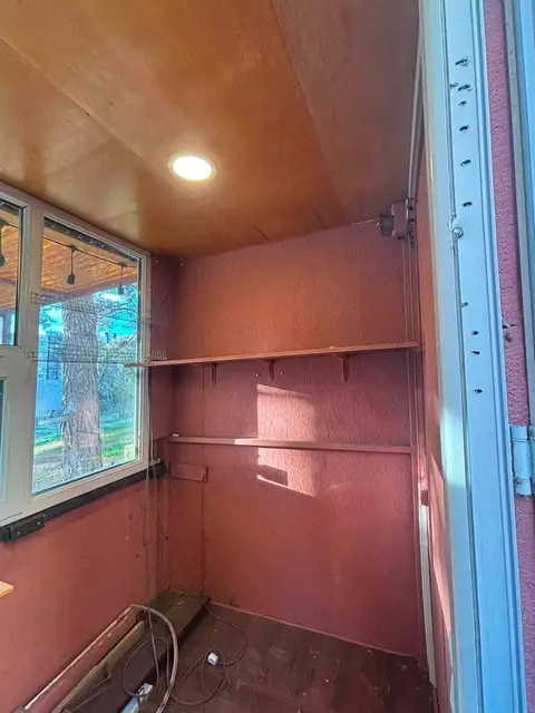 Ticari alan, Tiflis — $9,000