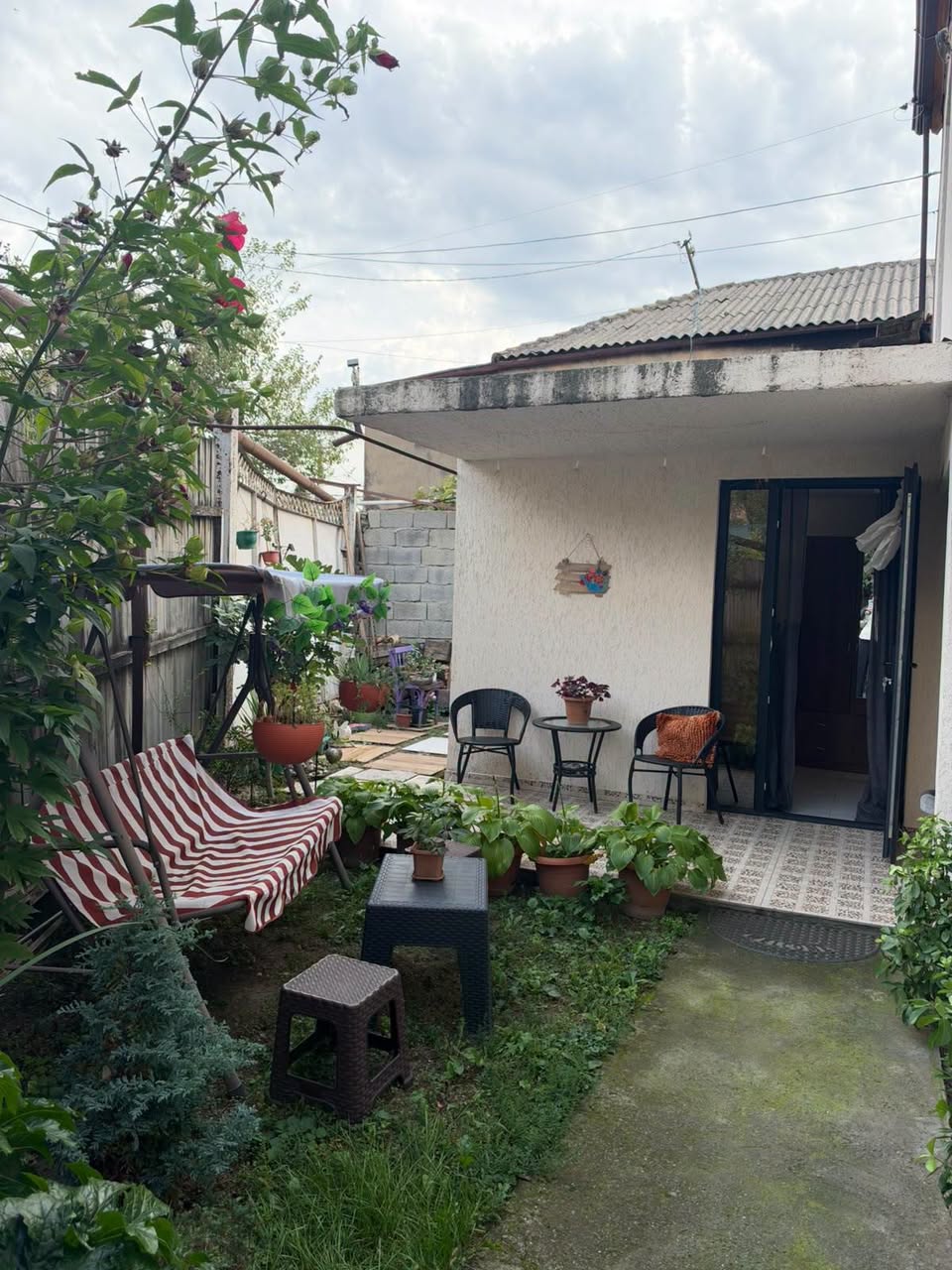 Ev, Tiflis