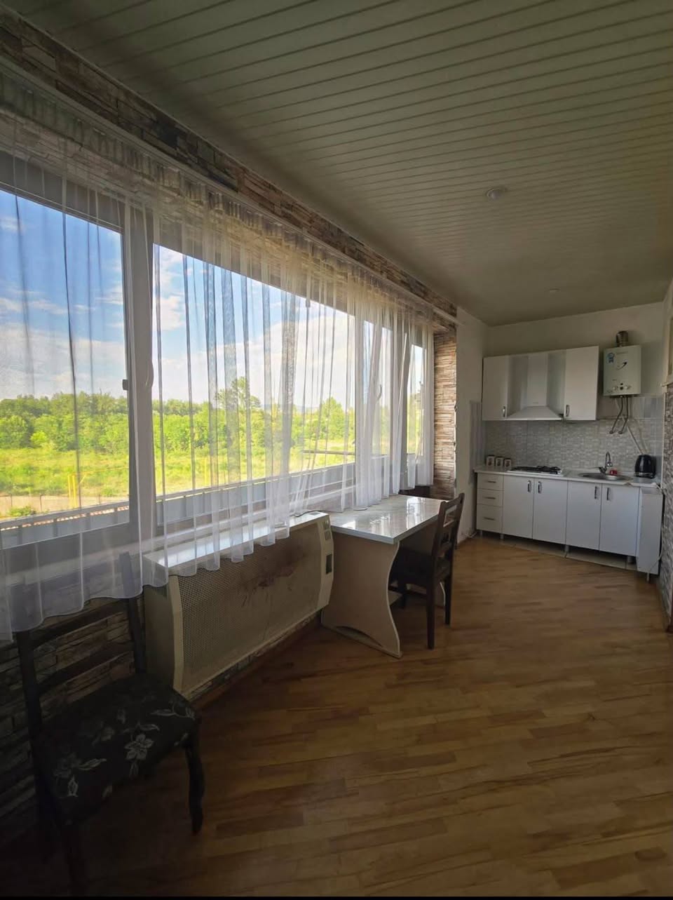Kiralanıyor daire, Kutaisi
