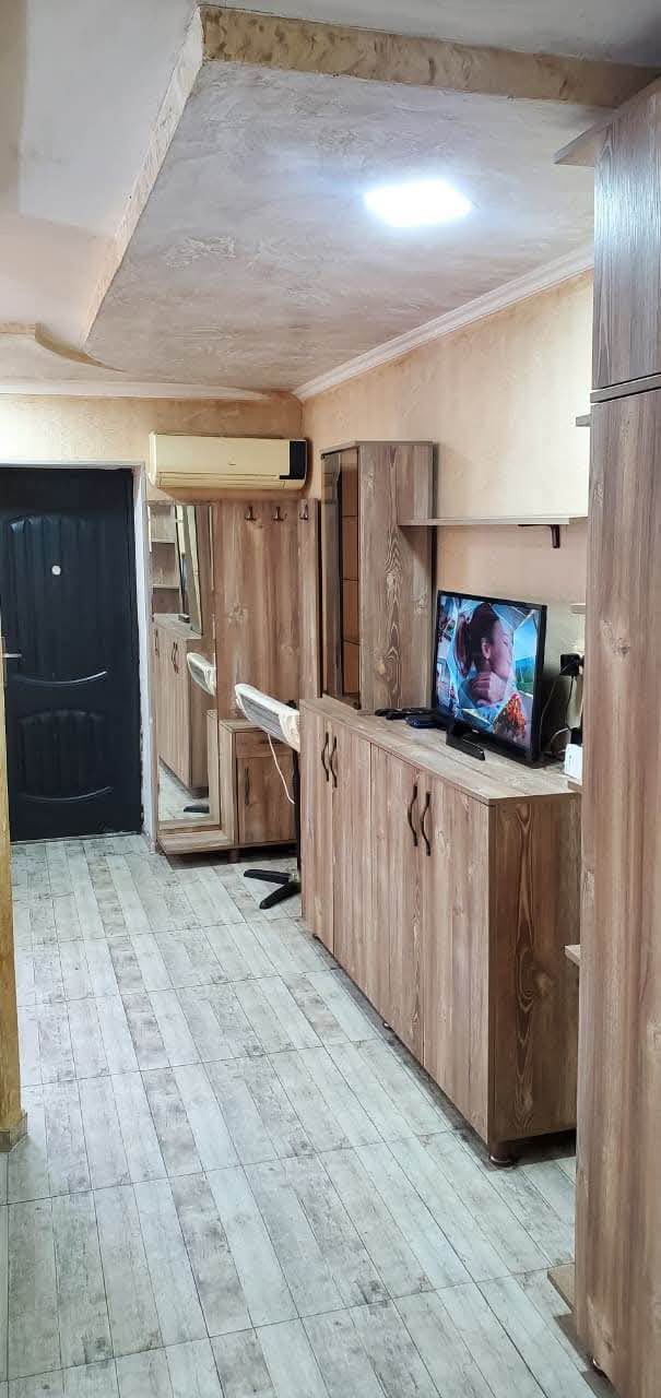 Kutaisi'de, Gençlik Bulvarı'nda (Sagoria) 1 - 32,000$'a satılır