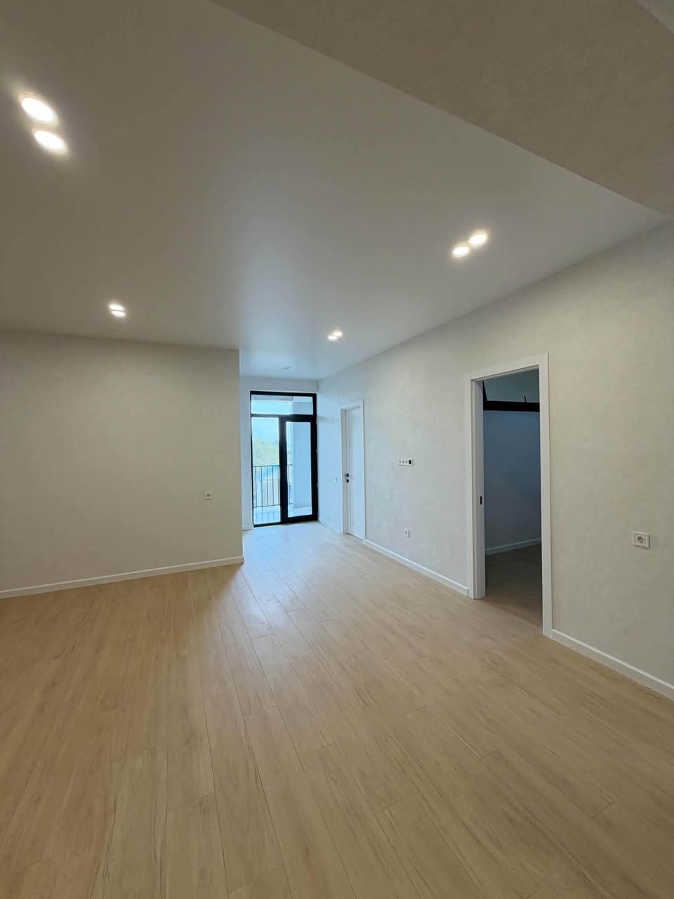4 oda daire satılık, Gori — $125,000