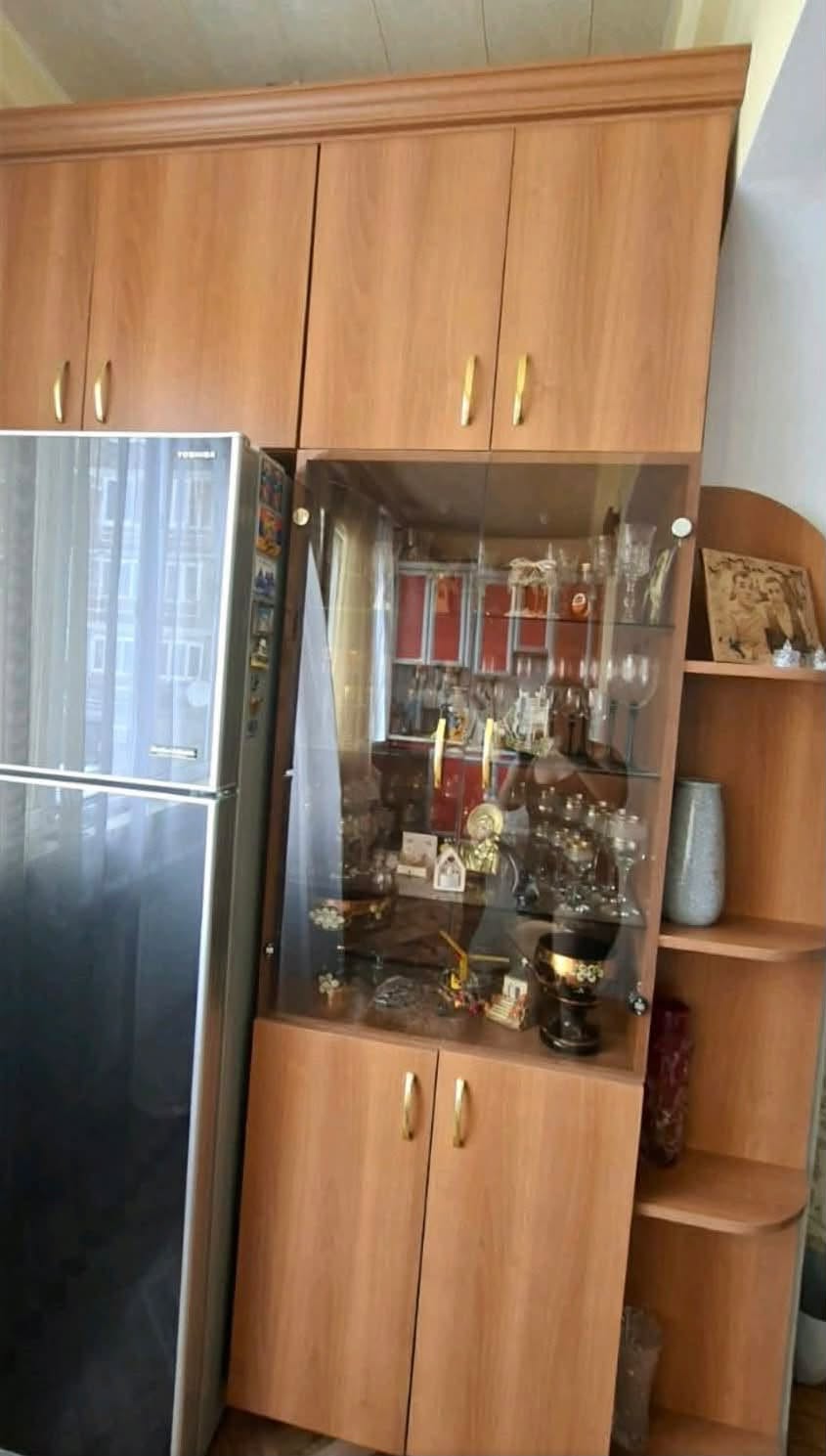 Selling a closet for 50000 dram. Phone: