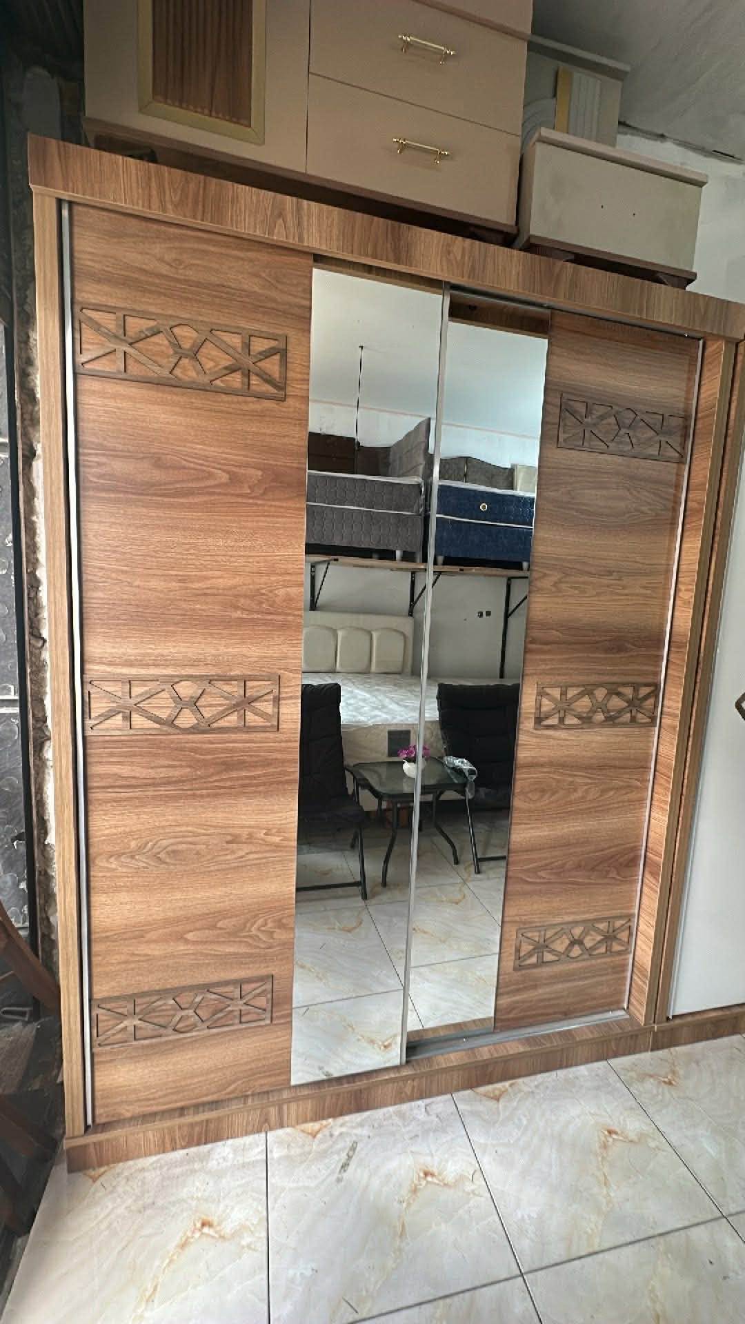 კარადა 160x210, მიწოდებით