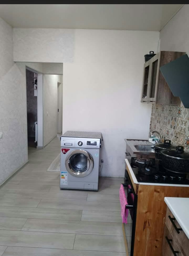 იყიდება ბინა, თბილისი — $150,000