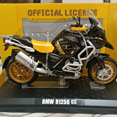 BMW R1250 GS 1:12 diecast model
