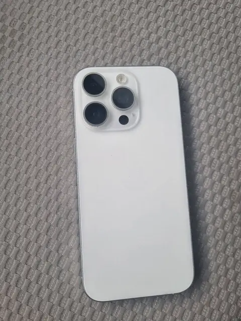16 Pro, SIM + eSIM